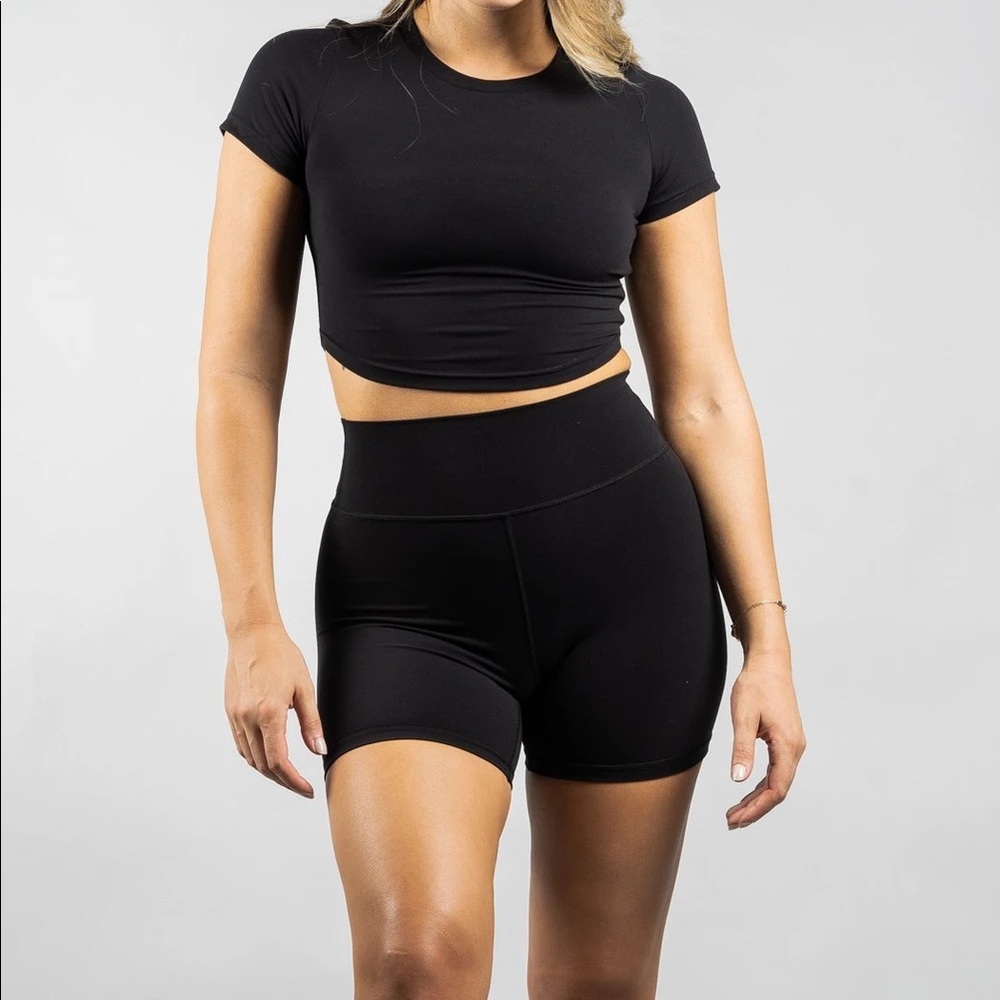 BuffBunny Live Shorts